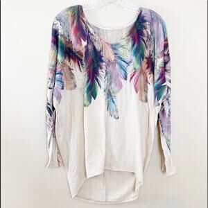 Enti Glamour Feather Print High-Low Cream Top